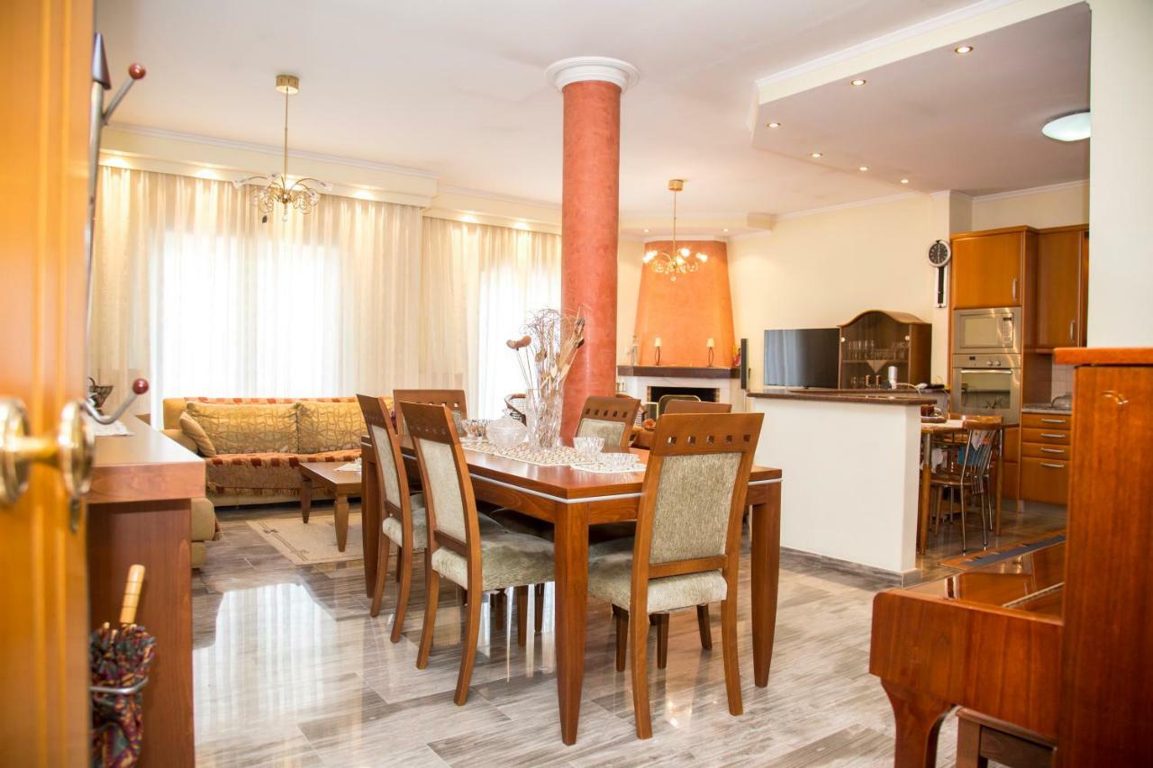 Veta'S Spacious Central Apartment Serres Luaran gambar